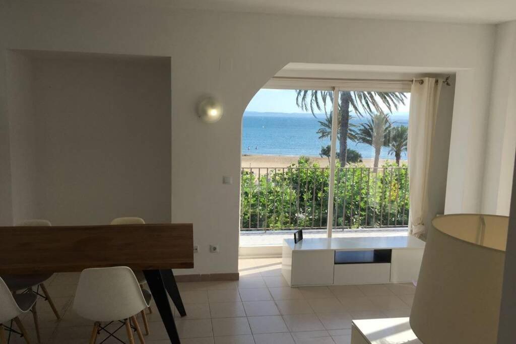 Apartamento Roses Playa ภายนอก รูปภาพ