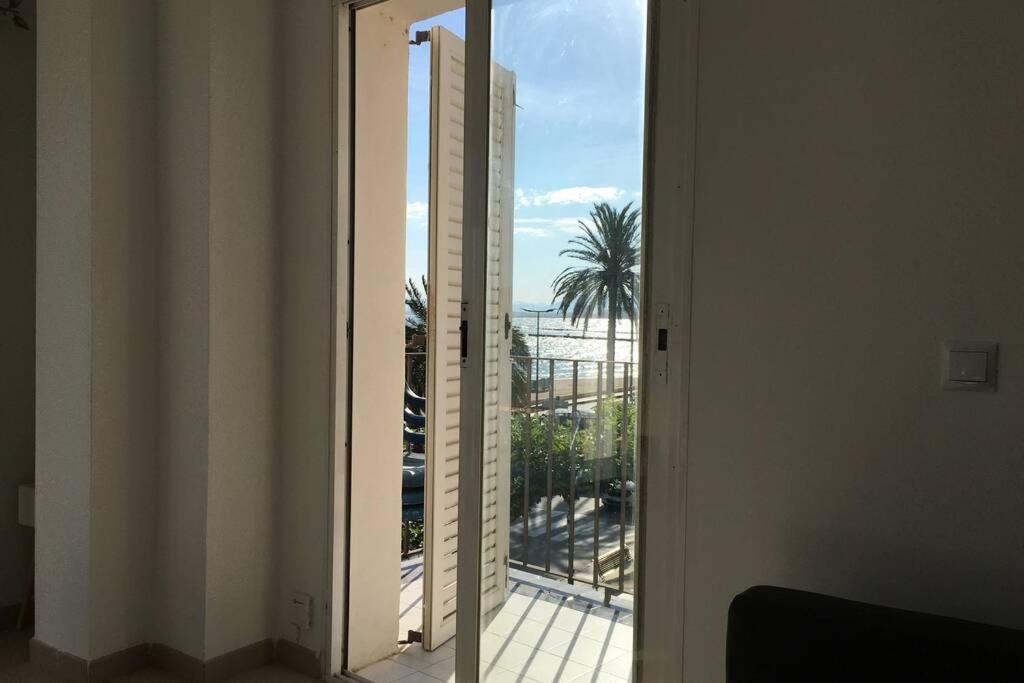 Apartamento Roses Playa ภายนอก รูปภาพ